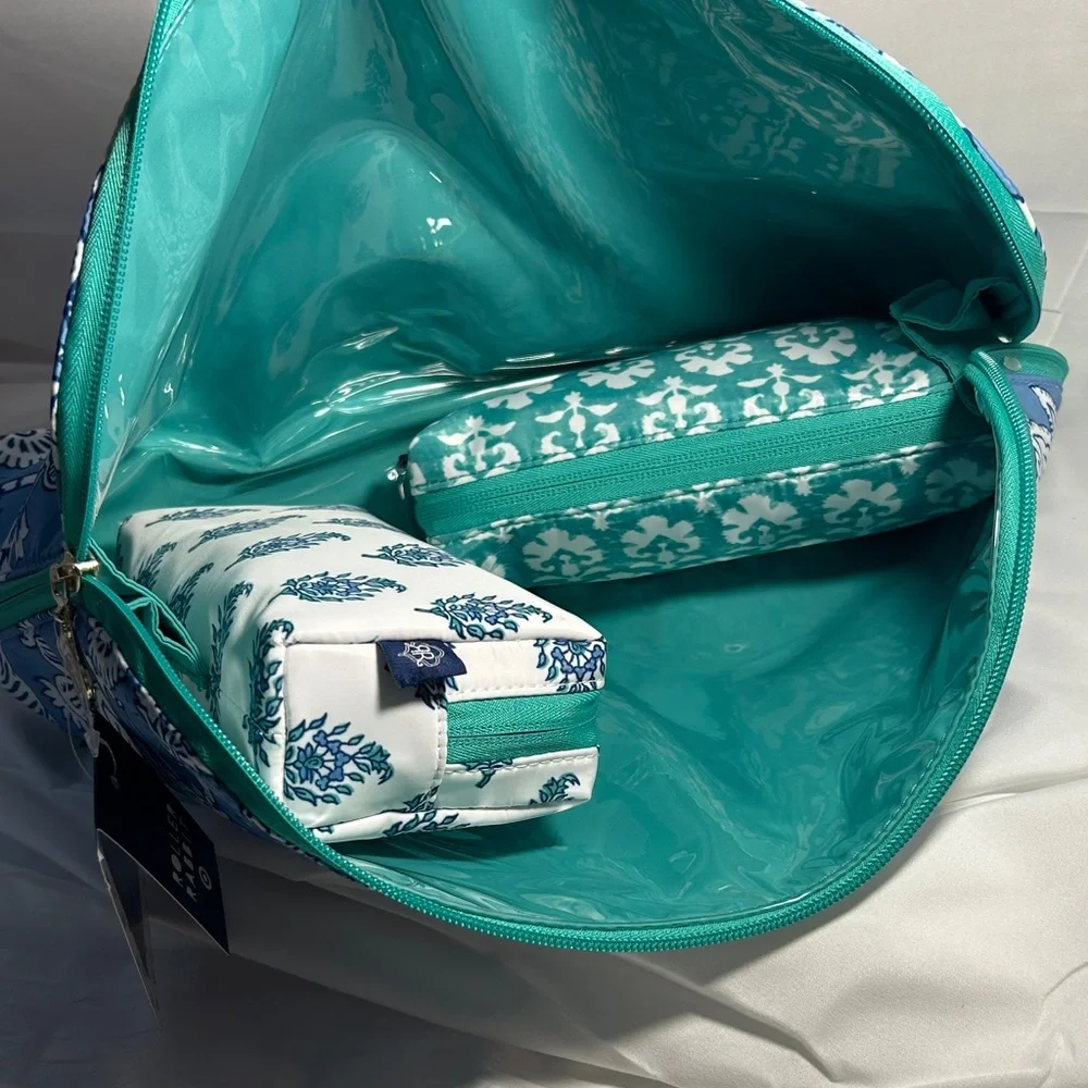 Roller rabbit target Blue and White Floral Cosmetic Bag Set- 3 bags in total NWT
